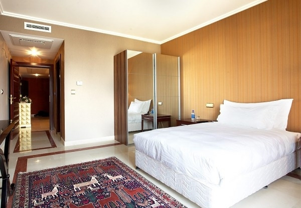 عکس هتل اسپیناس بلوار