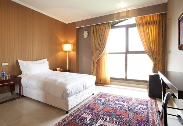 عکس هتل اسپیناس بلوار