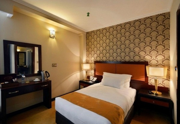 عکس هتل اسپیناس بلوار