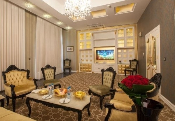 عکس هتل اسپیناس پالاس