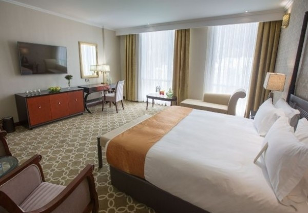 عکس هتل اسپیناس پالاس