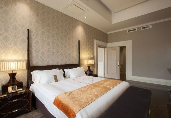 عکس هتل اسپیناس پالاس