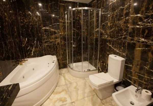 عکس هتل اسپیناس پالاس