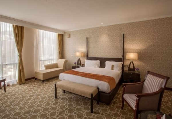 عکس هتل اسپیناس پالاس