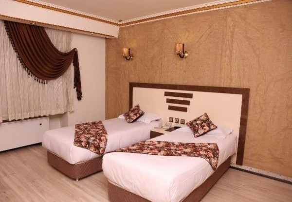 عکس هتل هالی