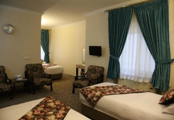 عکس هتل هالی