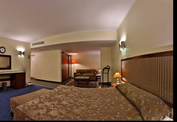 عکس هتل هما