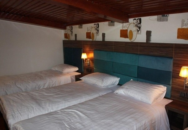 عکس هتل جهانگردی شمشک