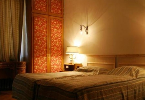 عکس هتل جهانگردی شمشک