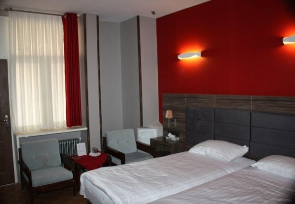 عکس هتل جهانگردی شمشک