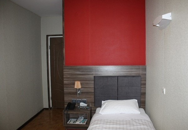 عکس هتل جهانگردی شمشک