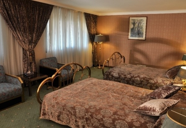 عکس هتل لاله