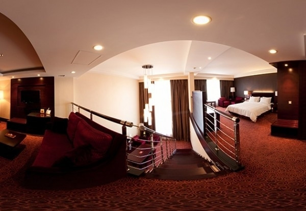 عکس هتل آزادی