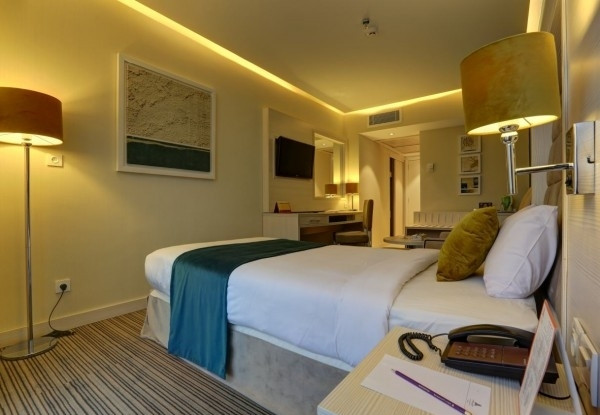 عکس هتل انقلاب