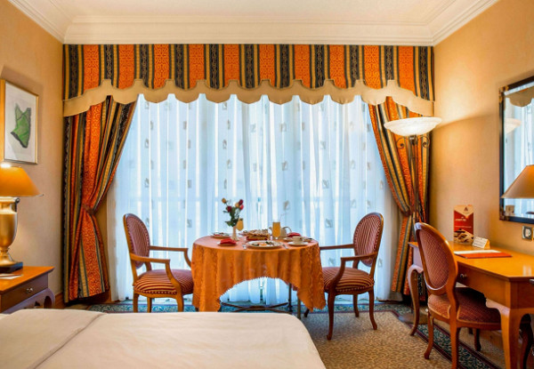 عکس هتل استقلال