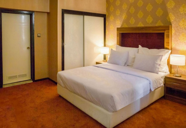 عکس هتل استقلال