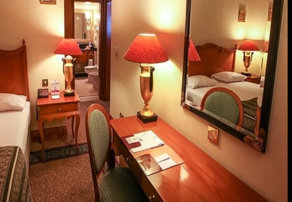 عکس هتل استقلال