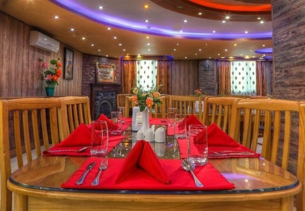 عکس هتل آریا