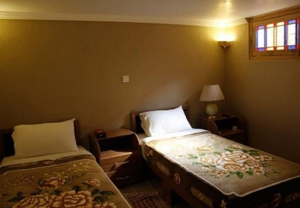 عکس هتل خانه سه نیک