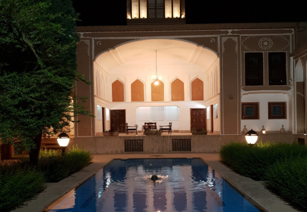 عکس هتل لاله