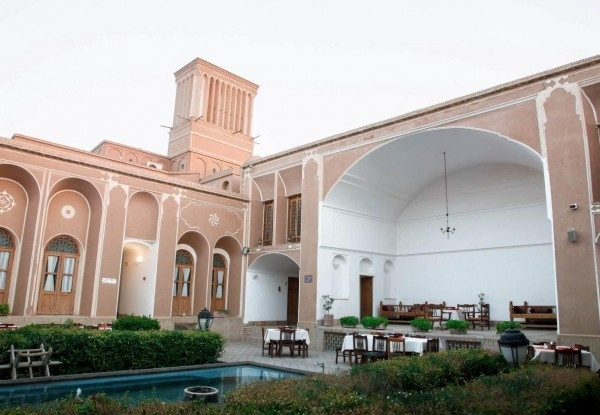 عکس هتل لاله