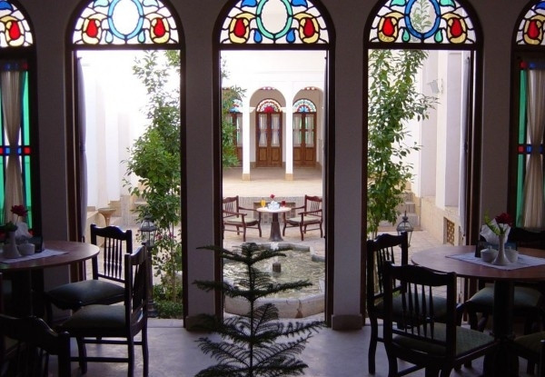 عکس هتل لاله