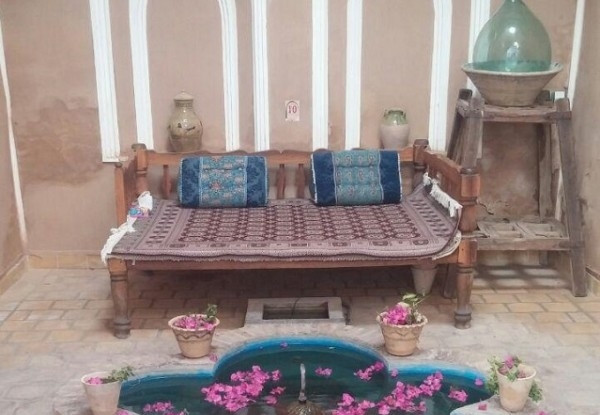 عکس هتل سنتی کهن کاشانه