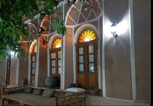 عکس هتل سنتی کهن کاشانه