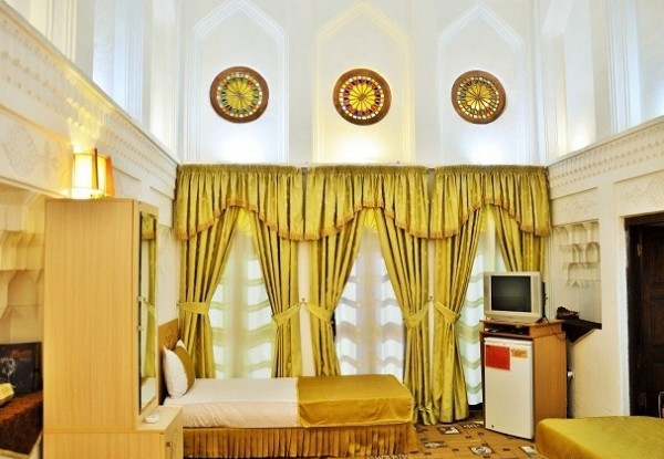 عکس هتل سنتی والی