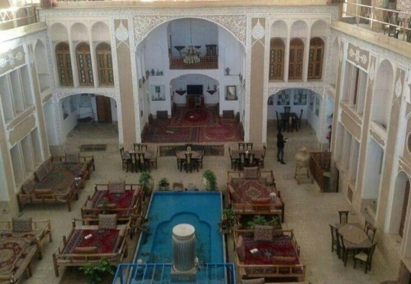 عکس هتل سنتی والی