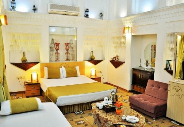 عکس هتل سنتی والی