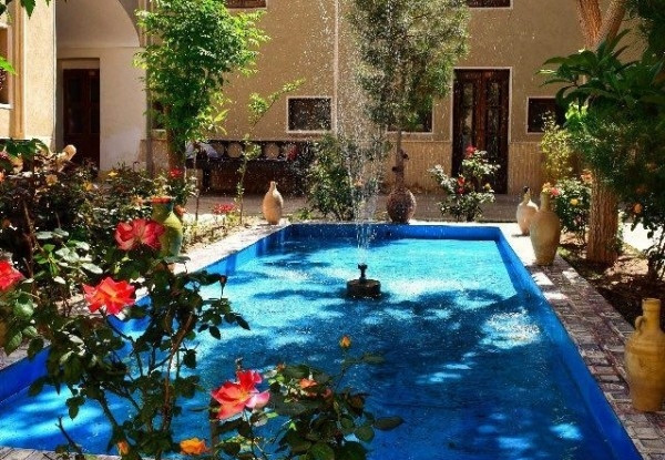 عکس هتل سنتی کوروش