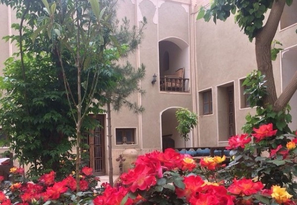 عکس هتل سنتی کوروش