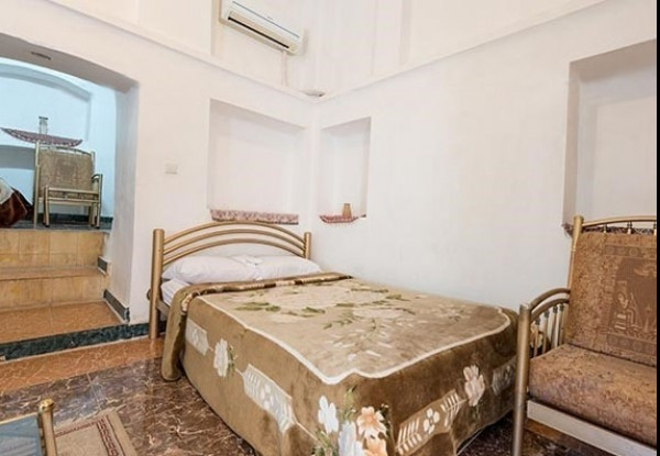 عکس هتل سنتی کوروش