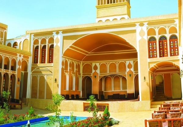 عکس هتل سنتی مظفر
