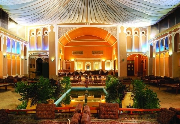عکس هتل سنتی مظفر