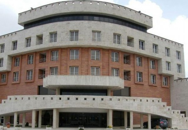 عکس هتل بزرگ