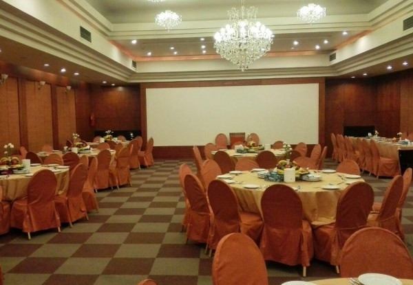 عکس هتل بزرگ