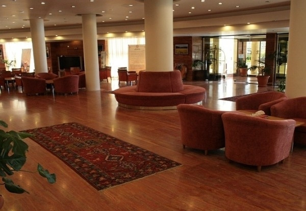 عکس هتل بزرگ