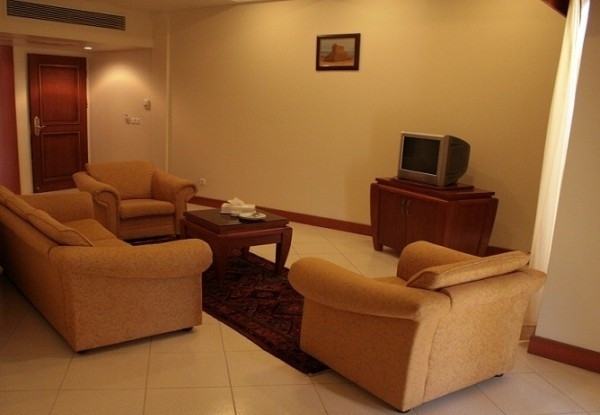 عکس هتل بزرگ